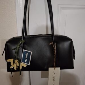 Antik Kraft Elegant Black Shoulder Bag